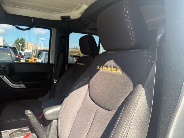 2013 Jeep Wrangler Unlimited Sahara 4WD W/6SP MANUAL
