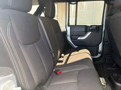 2013 Jeep Wrangler Unlimited Sahara 4WD W/6SP MANUAL