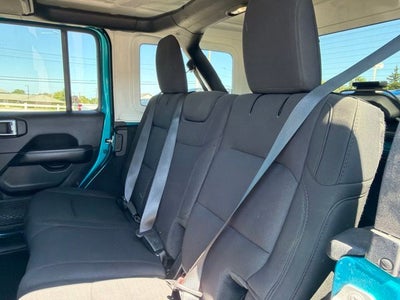 2020 Jeep Wrangler Unlimited Sahara 4WD