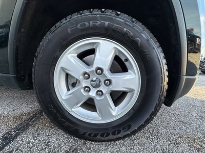 2012 Jeep Grand Cherokee Laredo 4WD