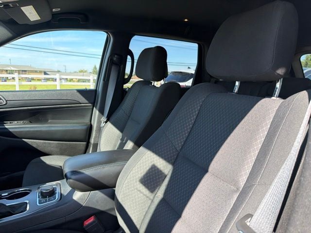 2019 Jeep Grand Cherokee Laredo