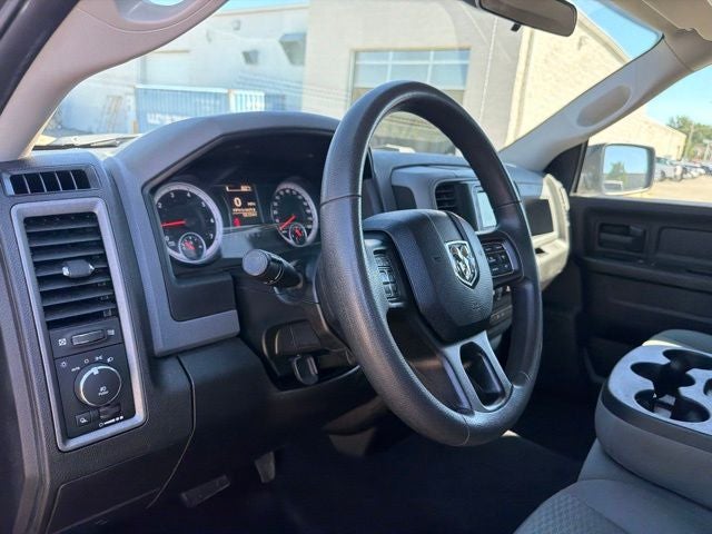 2019 RAM 1500 Classic Express 4WD