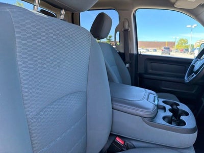 2019 RAM 1500 Classic Express 4WD