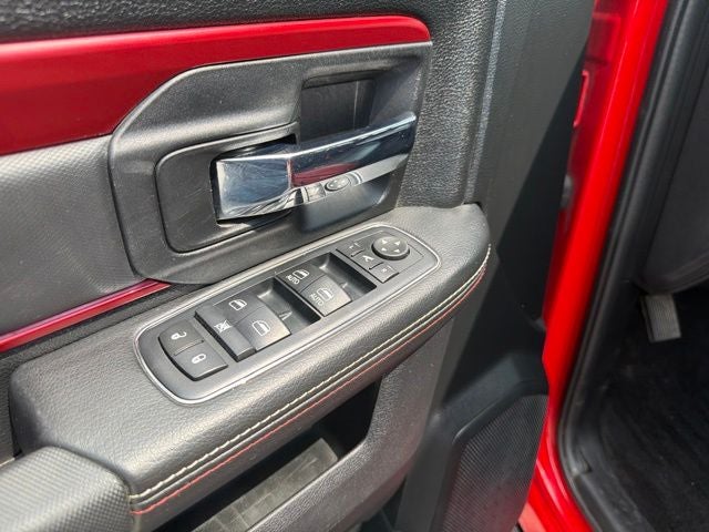 2017 RAM 1500 Rebel 4WD 1 OWNER & CLEAN CARFAX