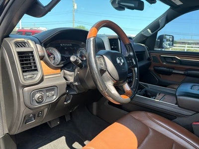 2019 RAM 1500 Limited 4WD W/ SUNROOF