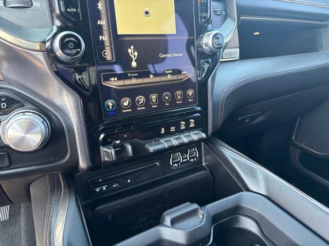 2019 RAM 1500 Limited 4WD W/ SUNROOF
