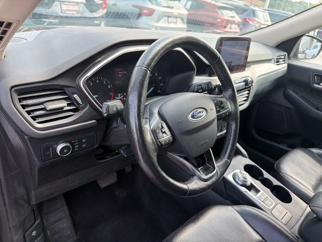 2020 Ford Escape SEL W/ HEATED SEATS
