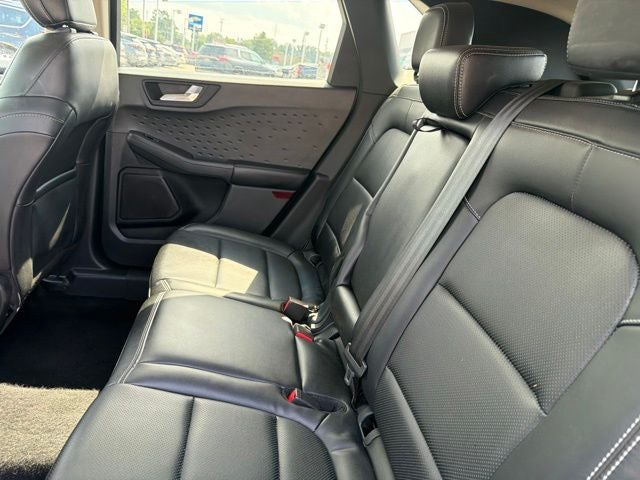 2020 Ford Escape SEL W/ HEATED SEATS