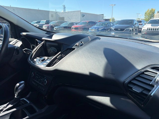 2019 Ford Escape Titanium 4WD