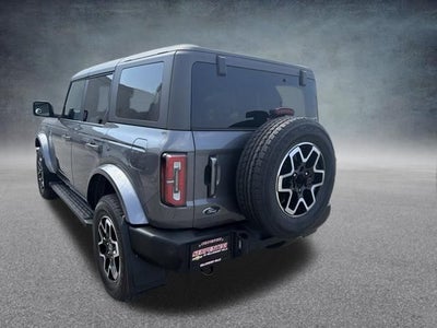 2022 Ford Bronco Outer Banks AWD W/ HEATED SEATS