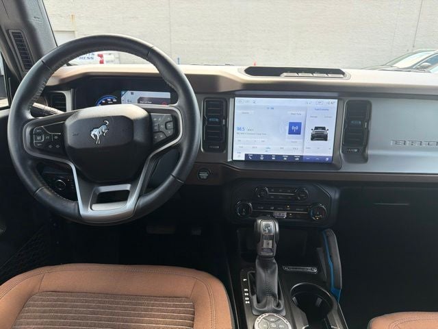 2022 Ford Bronco Outer Banks AWD W/ HEATED SEATS