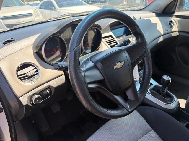 2012 Chevrolet Cruze LS