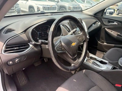 2017 Chevrolet Malibu LT 1LT