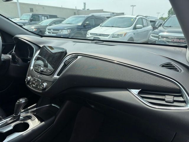 2017 Chevrolet Malibu LT 1LT