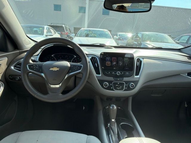 2017 Chevrolet Malibu LT 1LT