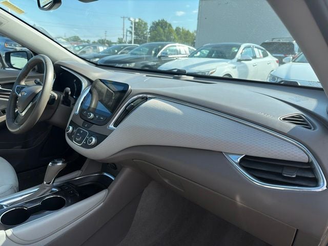 2017 Chevrolet Malibu LT 1LT