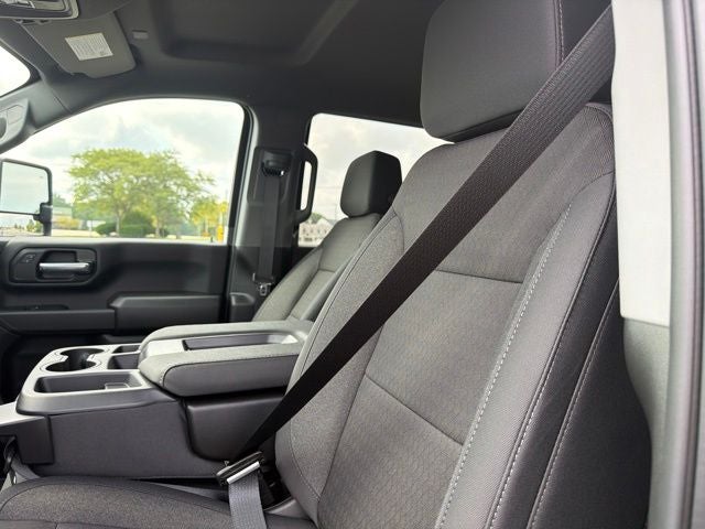 2026 Chevrolet Silverado 2500HD Custom