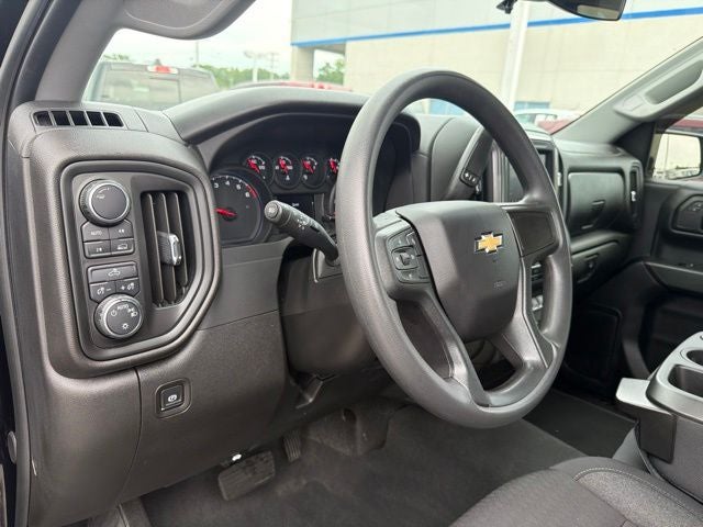 2024 Chevrolet Silverado 1500 Custom 4WD