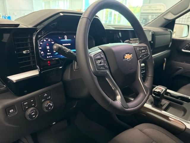 2026 Chevrolet Silverado 1500 LT LT1