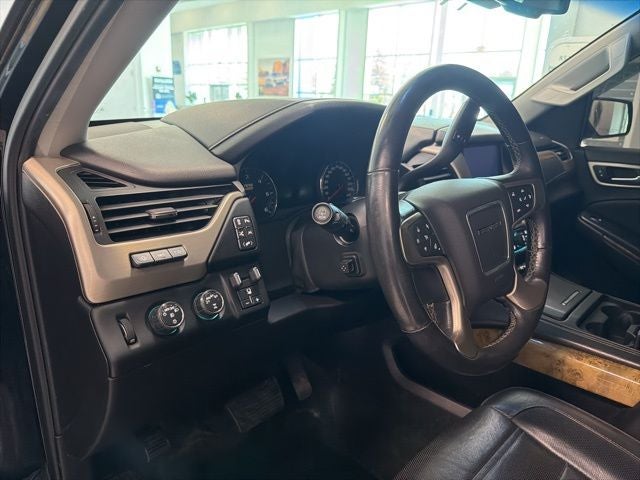 2017 GMC Yukon Denali 4WD