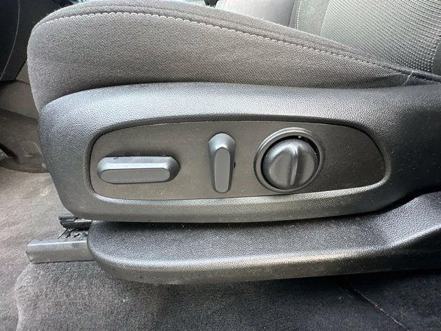 2023 Chevrolet Traverse LT AWD W/ HEATED SEATS