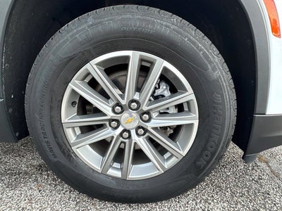 2023 Chevrolet Traverse LT AWD W/ HEATED SEATS