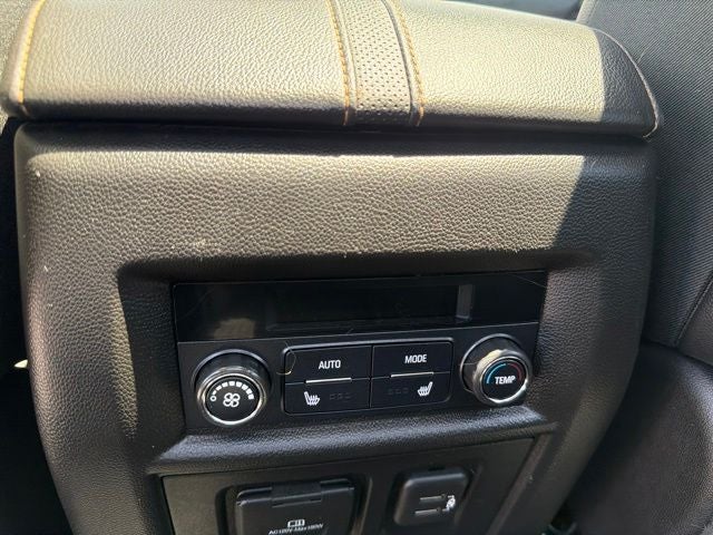 2018 Chevrolet Traverse Premier AWD W/ MOONROOF