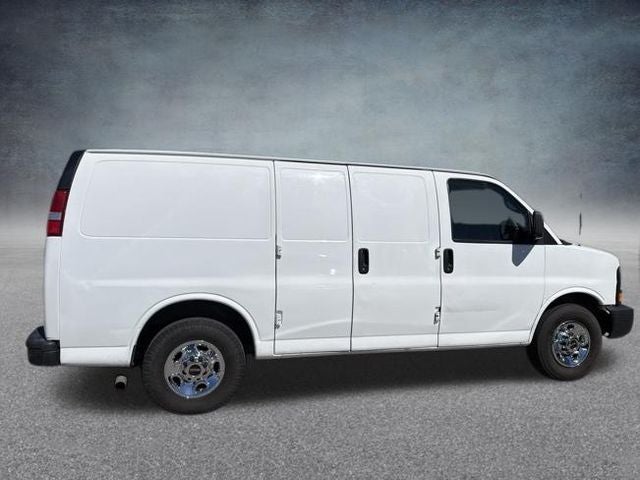 2015 GMC Savana 3500 Work Van 6.0L V8 ONLY 48K MILES!