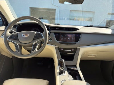 2017 Cadillac XT5 Premium Luxury