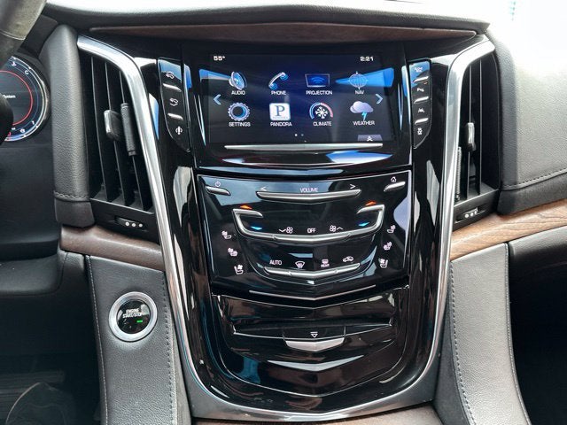 2016 Cadillac Escalade Luxury 4WD W/ SUNROOF
