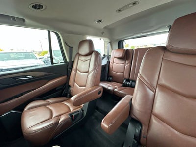 2016 Cadillac Escalade Luxury 4WD W/ SUNROOF
