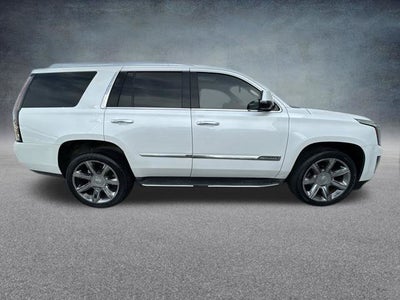 2016 Cadillac Escalade Luxury 4WD W/ SUNROOF