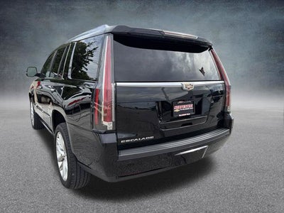 2017 Cadillac Escalade Premium Luxury W/ SUNROOF