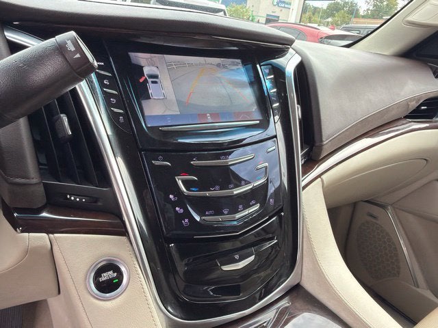 2017 Cadillac Escalade Premium Luxury W/ SUNROOF