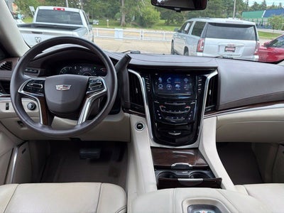 2017 Cadillac Escalade Premium Luxury W/ SUNROOF
