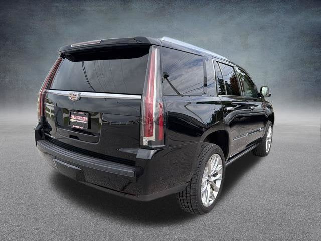 2017 Cadillac Escalade Premium Luxury W/ SUNROOF