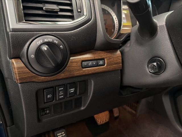 2018 Nissan Titan Platinum Reserve 4WD