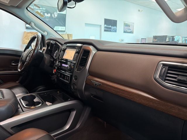 2018 Nissan Titan Platinum Reserve 4WD