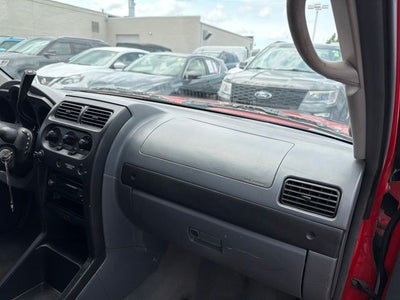 2003 Nissan Frontier XE