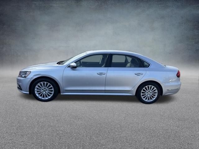 2017 Volkswagen Passat 1.8T SE