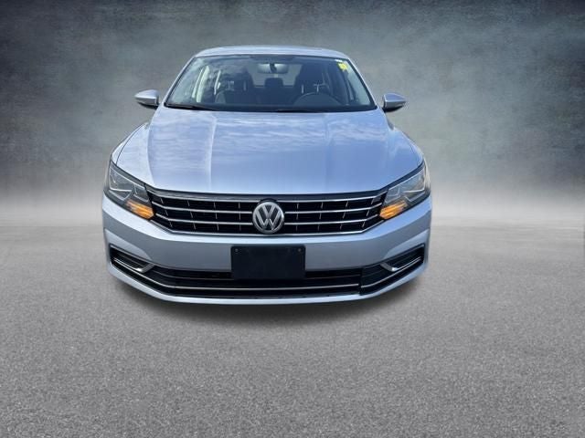 2017 Volkswagen Passat 1.8T SE