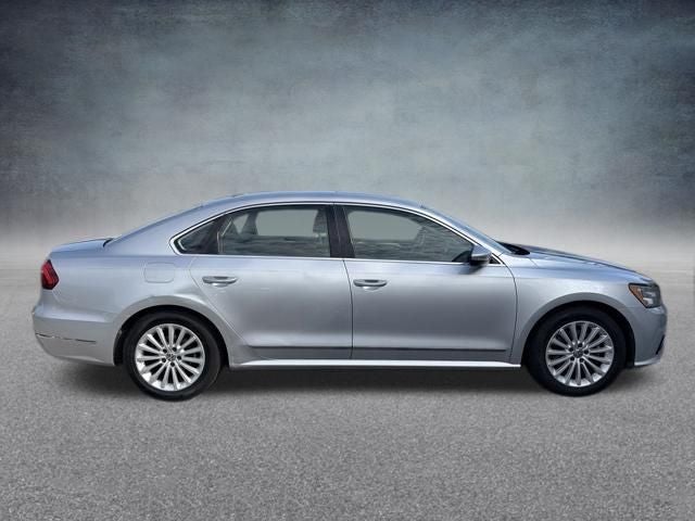 2017 Volkswagen Passat 1.8T SE