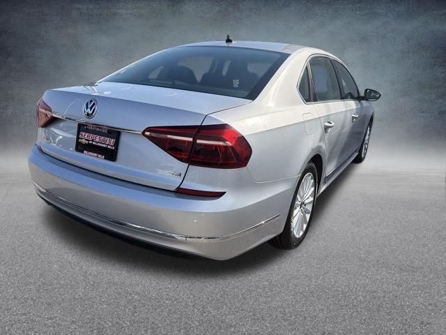 2017 Volkswagen Passat 1.8T SE