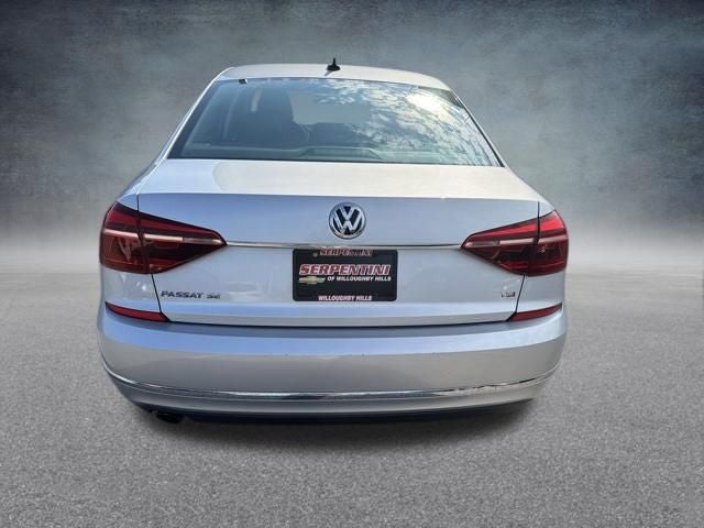 2017 Volkswagen Passat 1.8T SE