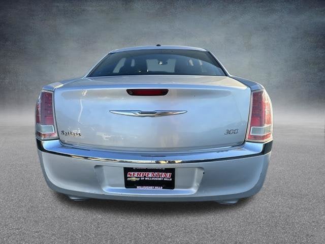 2011 Chrysler 300 Limited