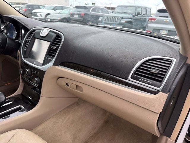 2012 Chrysler 300 Limited