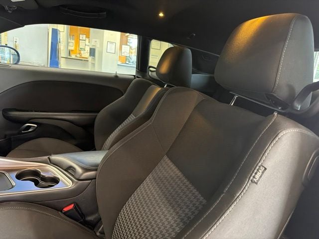 2020 Dodge Challenger R/T 5.7L V8 HEMI