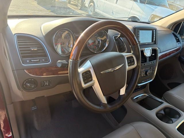 2014 Chrysler Town & Country Limited