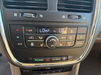 2014 Chrysler Town & Country Limited