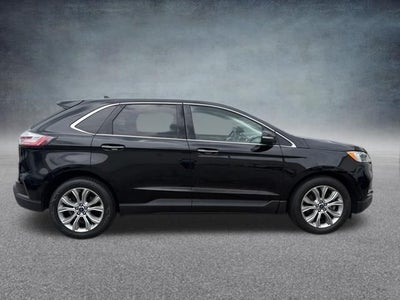 2019 Ford Edge Titanium AWD W/ SUNROOF & NAV